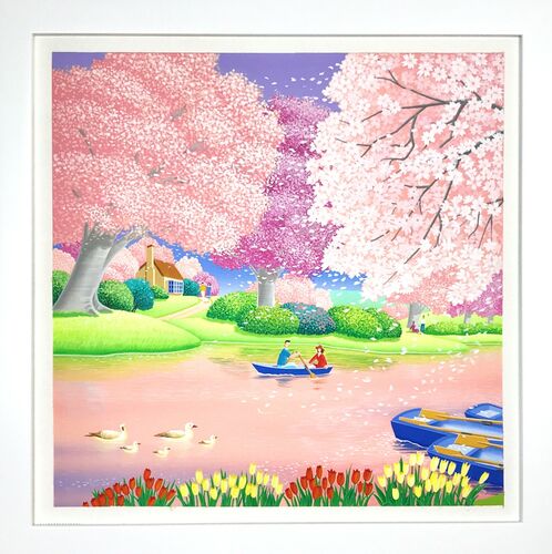 桜舞う湖とボートをこぐ二人